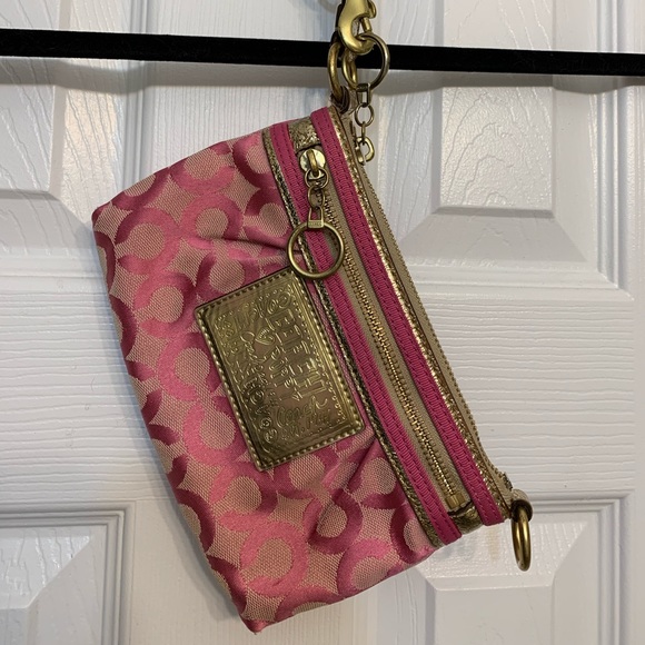 Pink Coach Clutch - Picture 2 of 5